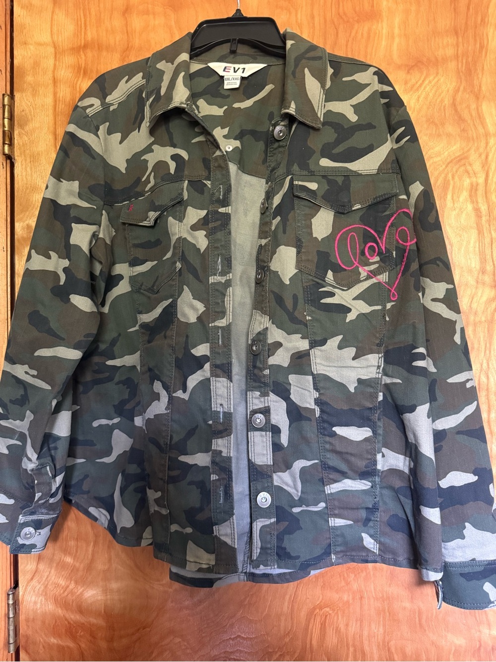 EV1 Women's Green Camo Utility Jacket with Pink Heart Accent